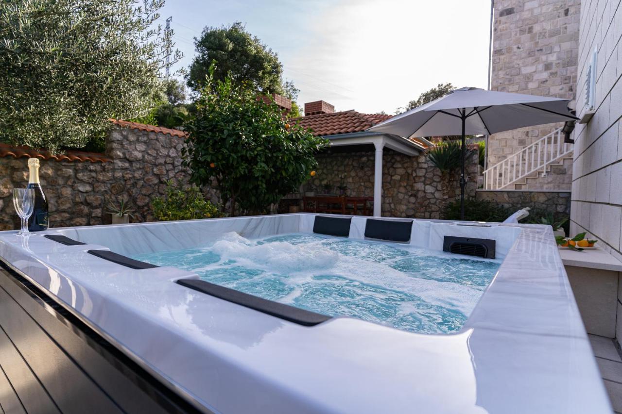 Holiday Home Swiss 챠브타트 외부 사진