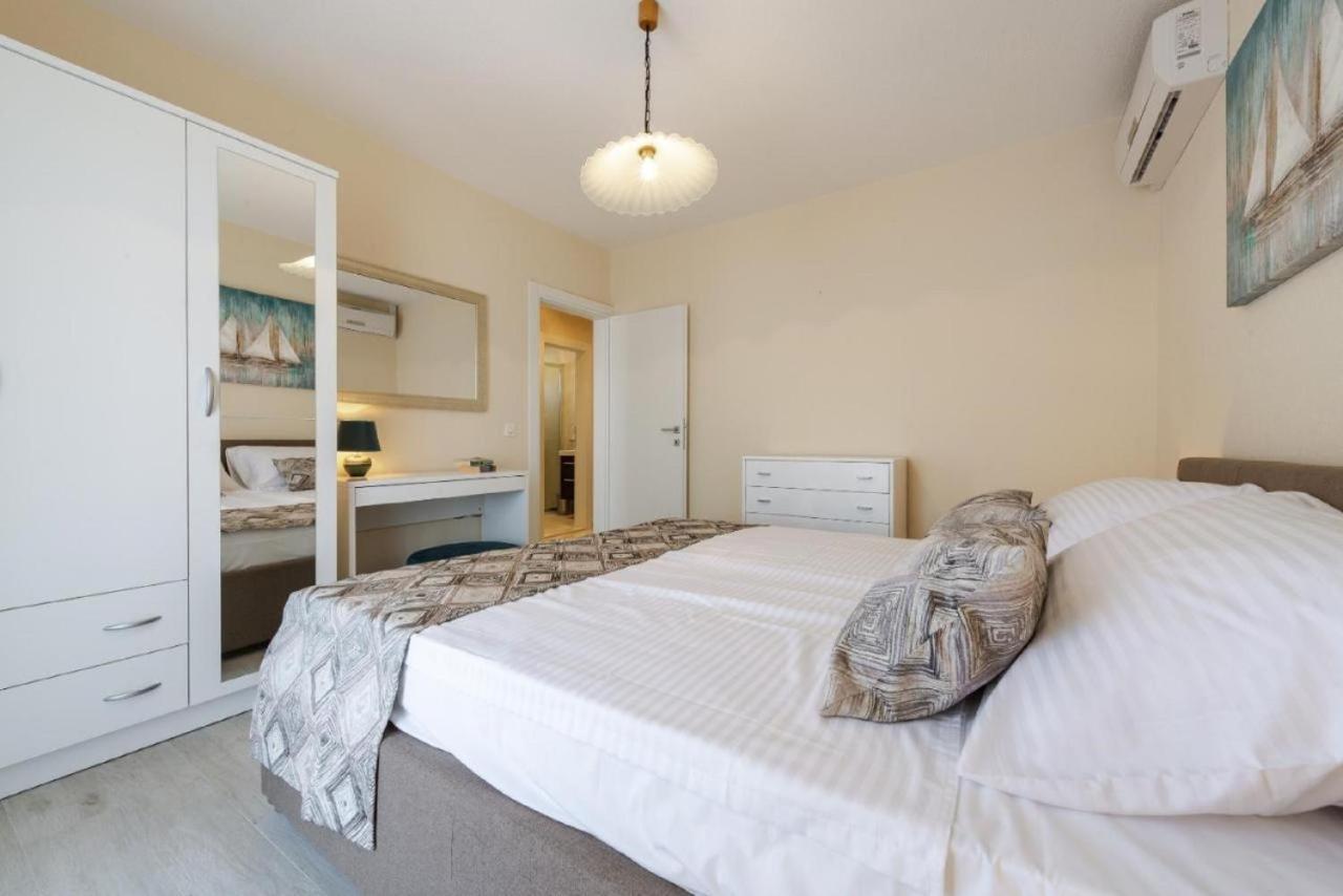 Holiday Home Swiss 챠브타트 외부 사진