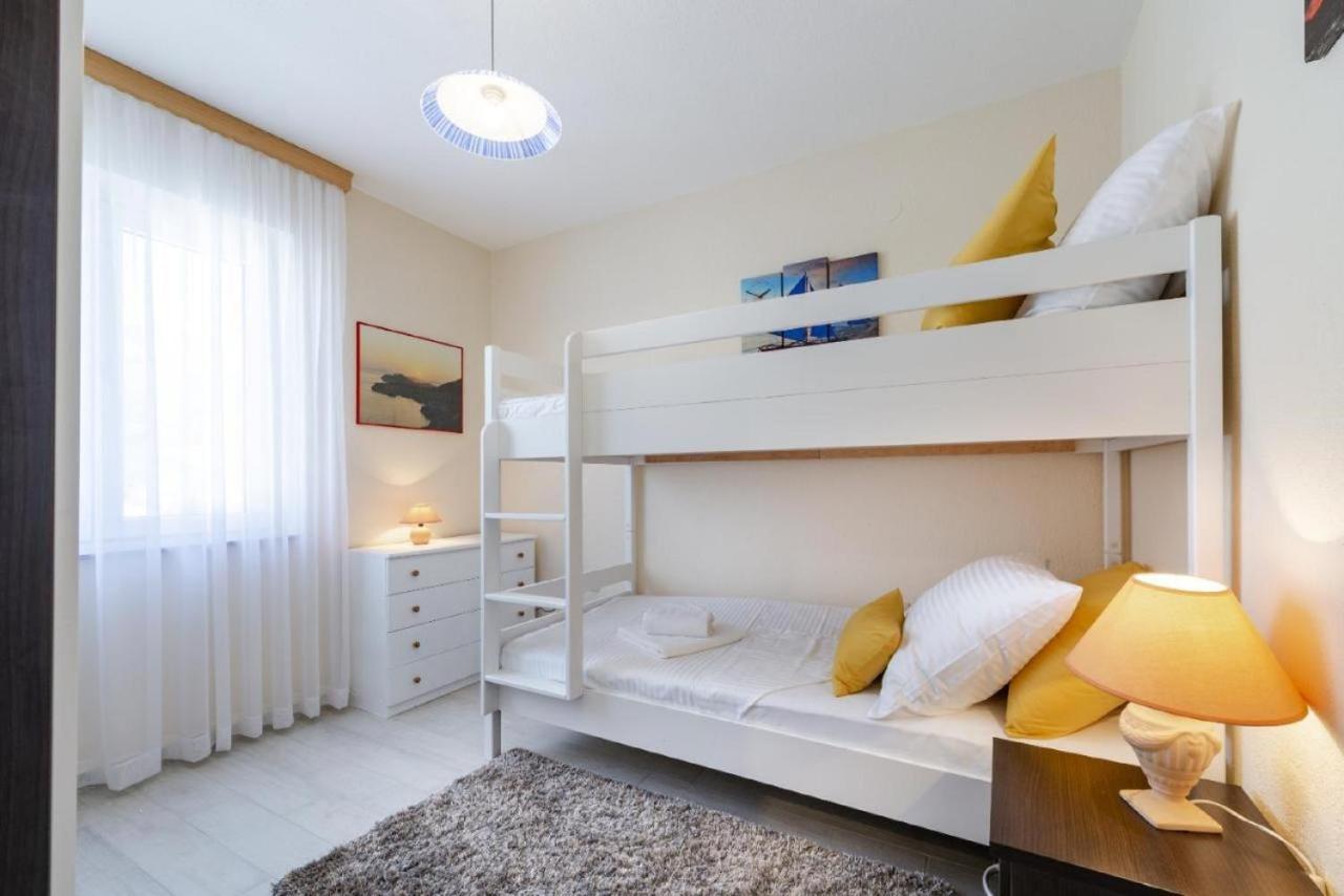 Holiday Home Swiss 챠브타트 외부 사진