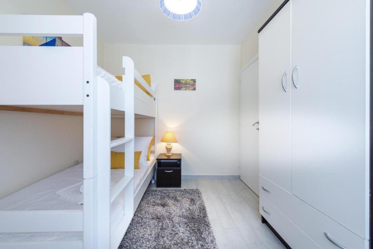 Holiday Home Swiss 챠브타트 외부 사진