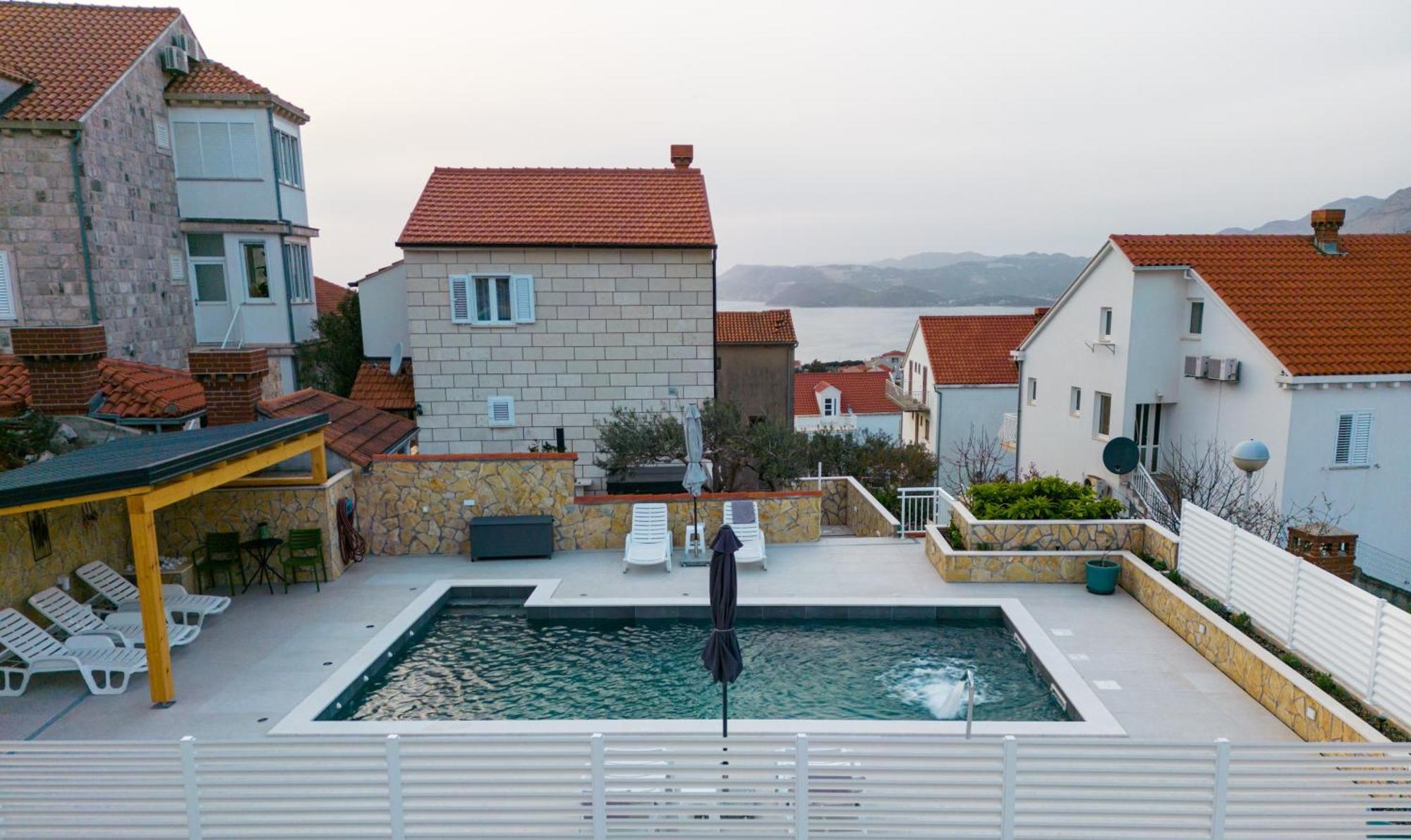 Holiday Home Swiss 챠브타트 외부 사진