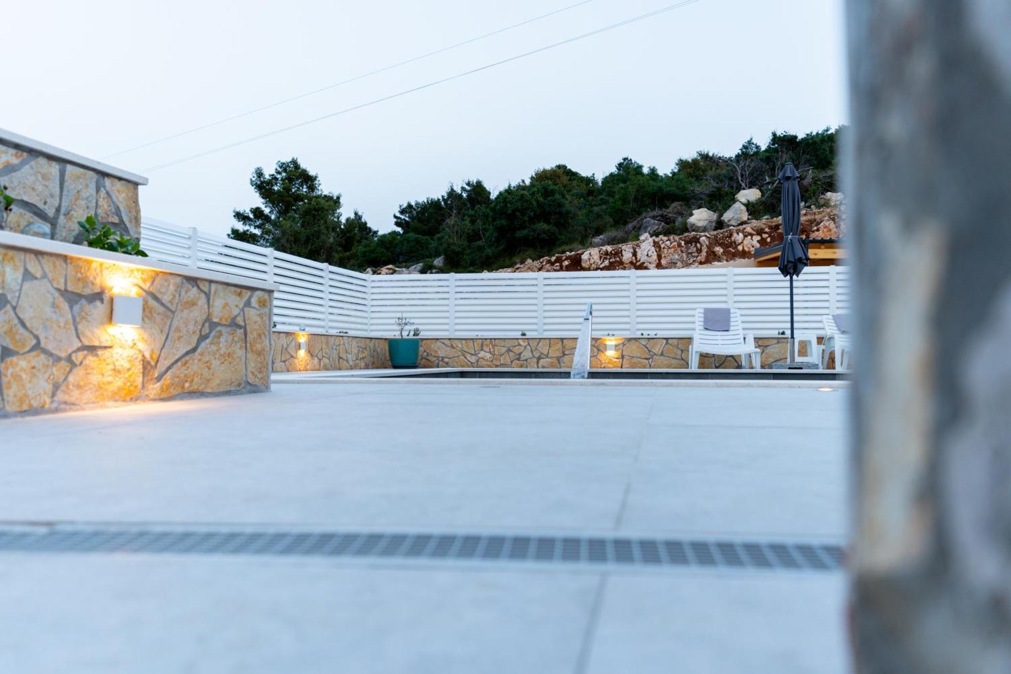 Holiday Home Swiss 챠브타트 외부 사진