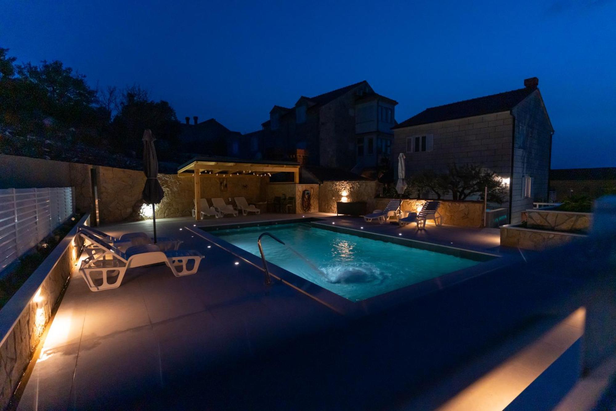 Holiday Home Swiss 챠브타트 외부 사진