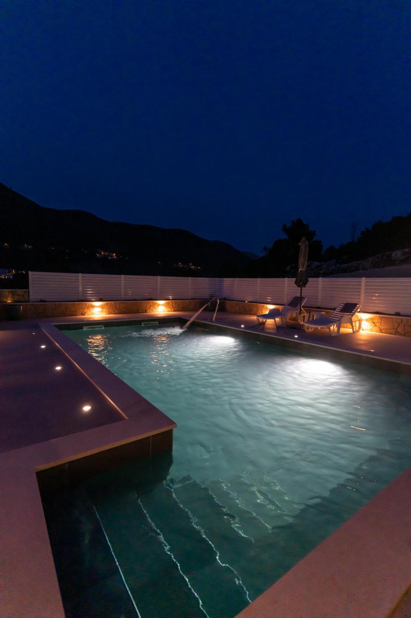 Holiday Home Swiss 챠브타트 외부 사진